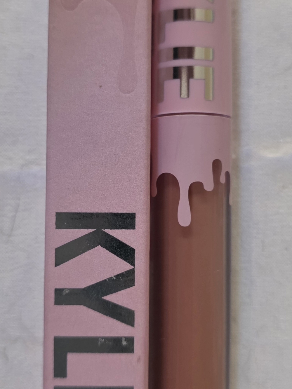 Kylie Pink Nude Liquid Lipstick - Matte Longwear - Alergic To Bull**it